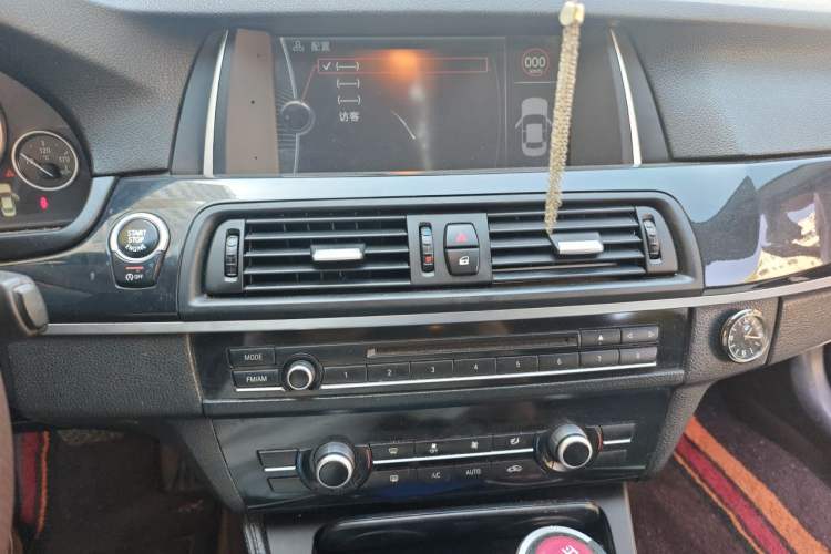 Used BMW 5 Series 2013 520Li Elegant Edition Audio And AC Panel