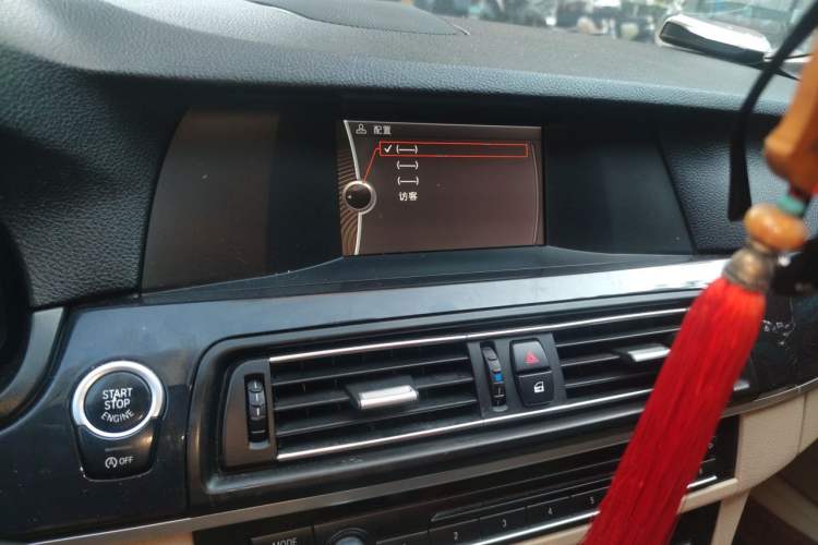 Used BMW 5 Series 2013 520Li Elegant Edition Audio And AC Panel