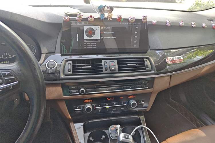 Used BMW 5 Series 2013 525Li Leading Model Audio And AC Panel