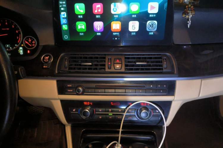 Used BMW 5 Series 2013 525Li Leading Model Audio And AC Panel