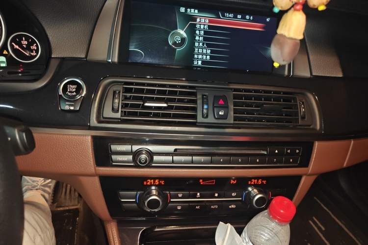 Used BMW 5 Series 2013 520i Elegant Edition Audio And AC Panel