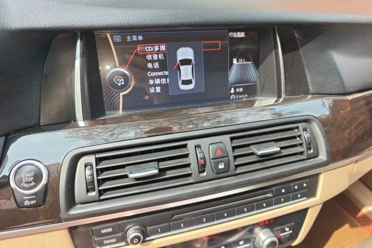 Used BMW 5 Series 2013 525Li Leading Model Audio And AC Panel
