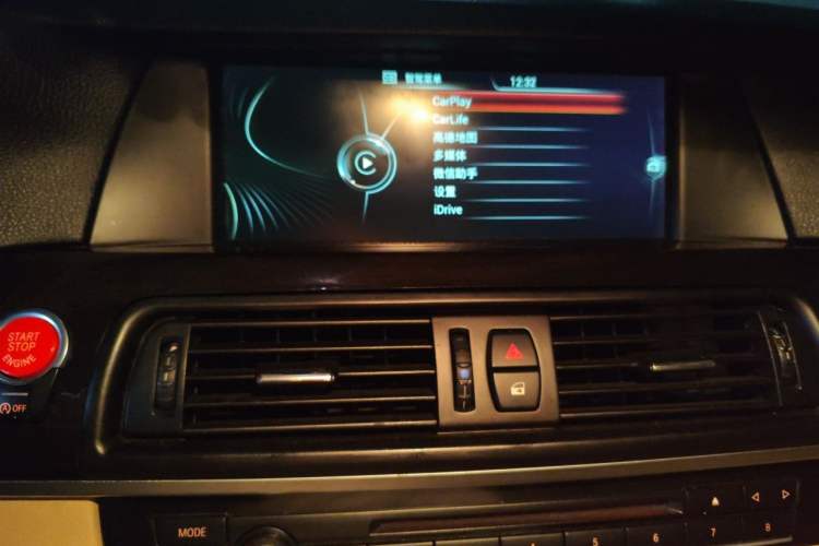 Used BMW 5 Series 2013 525Li Luxury Model Audio And AC Panel