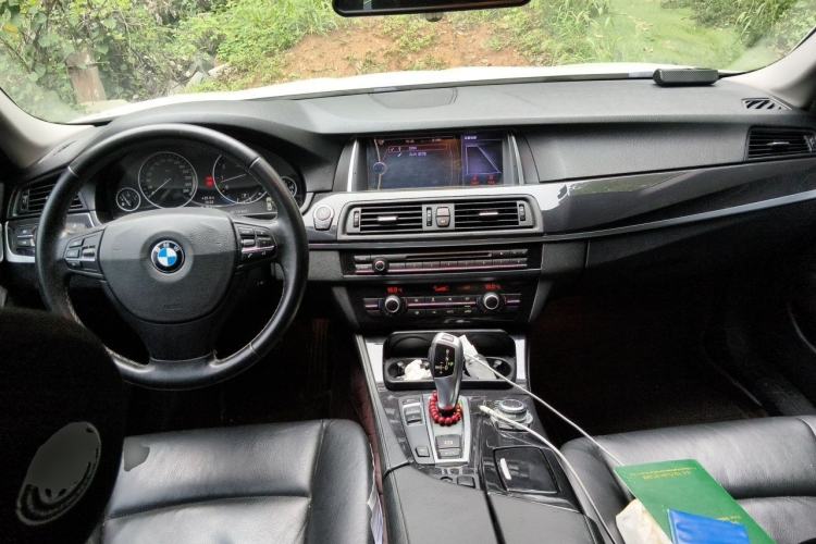 Used BMW 5 Series 2013 520Li Elegant Edition Center Console