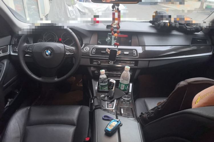 Used BMW 5 Series 2013 530Li Leading Model Center Console