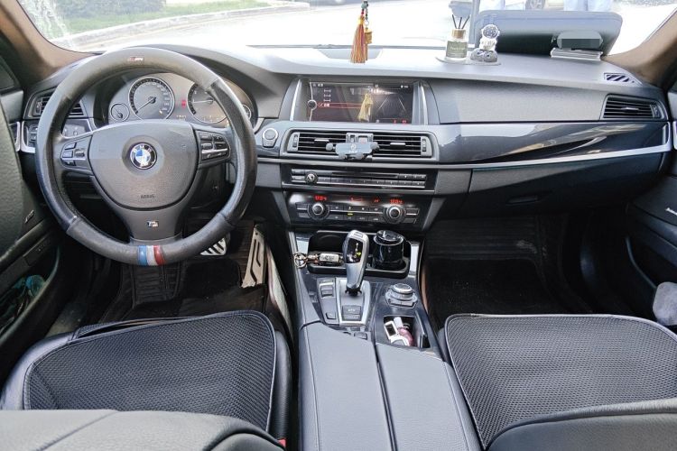 Used BMW 5 Series 2013 520Li Elegant Edition Center Console