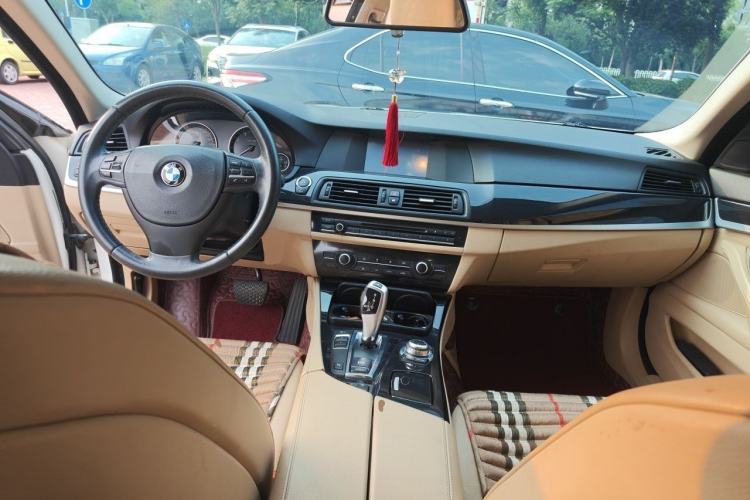 Used BMW 5 Series 2013 520Li Elegant Edition Center Console