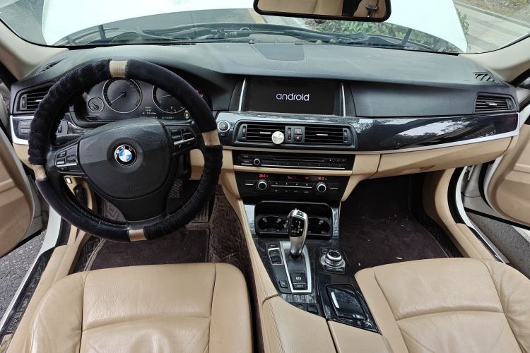 Used BMW 5 Series 2013 520Li Elegant Edition Center Console