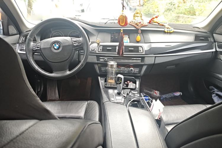 Used BMW 5 Series 2013 520Li Elegant Edition Center Console