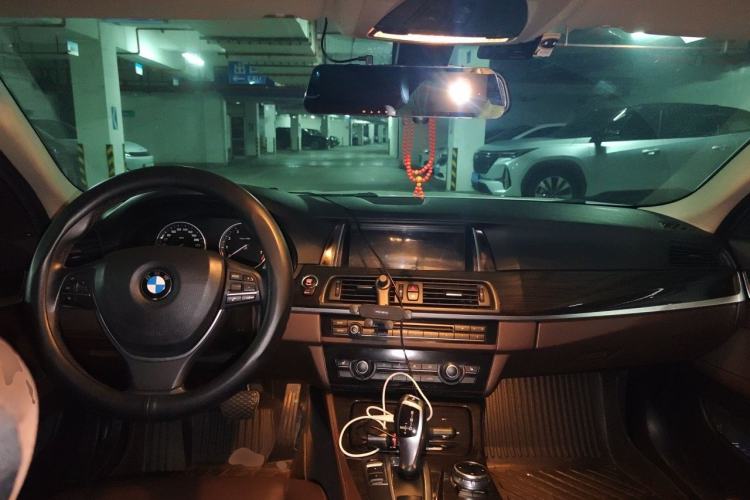 Used BMW 5 Series 2013 525Li Zhuole Edition Center Console