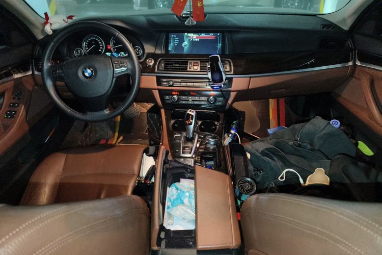 Used BMW 5 Series 2013 530Li Leading Model Center Console
