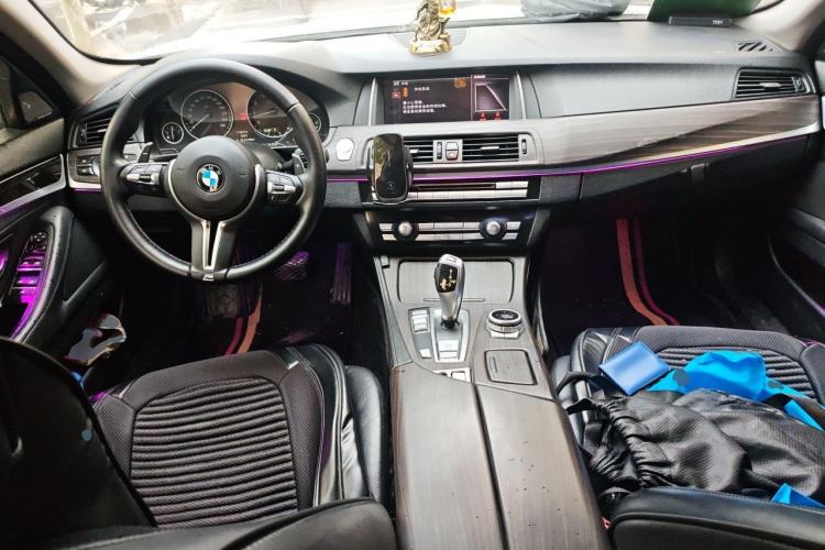 Used BMW 5 Series 2013 525Li Leading Model Center Console