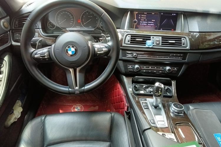Used BMW 5 Series 2013 525Li Leading Model Center Console