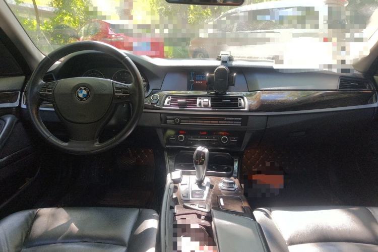 Used BMW 5 Series 2013 525Li Leading Model Center Console
