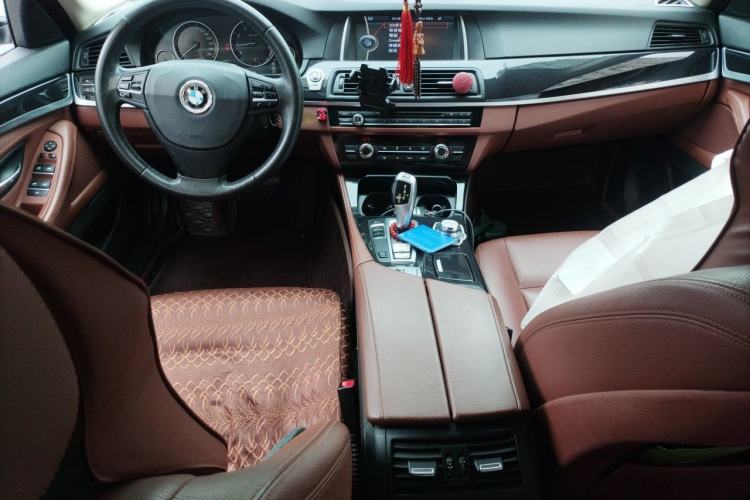 Used BMW 5 Series 2013 520Li Elegant Edition Center Console