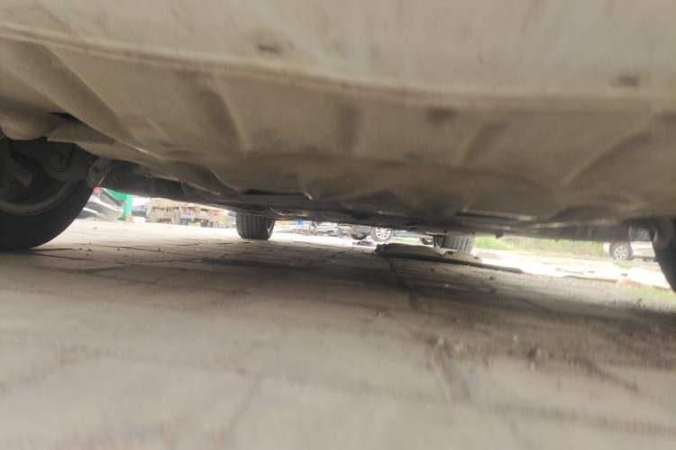Used BMW 5 Series 2013 535Li Leading Model Chassis Front