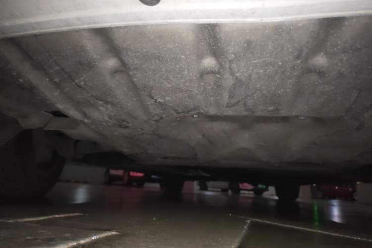 Used BMW 5 Series 2013 530Li Leading Model Chassis Front