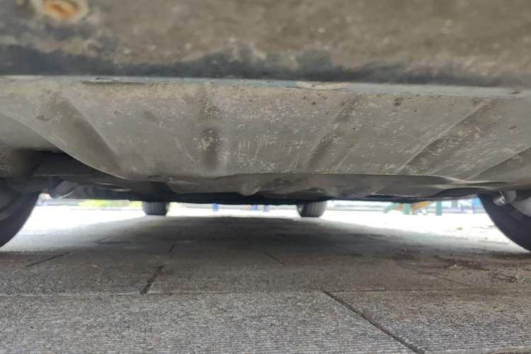 Used BMW 5 Series 2013 535Li Leading Model Chassis Front