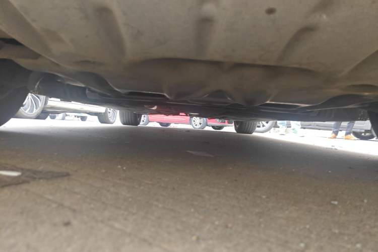 Used BMW 5 Series 2013 525Li Leading Model Chassis Front