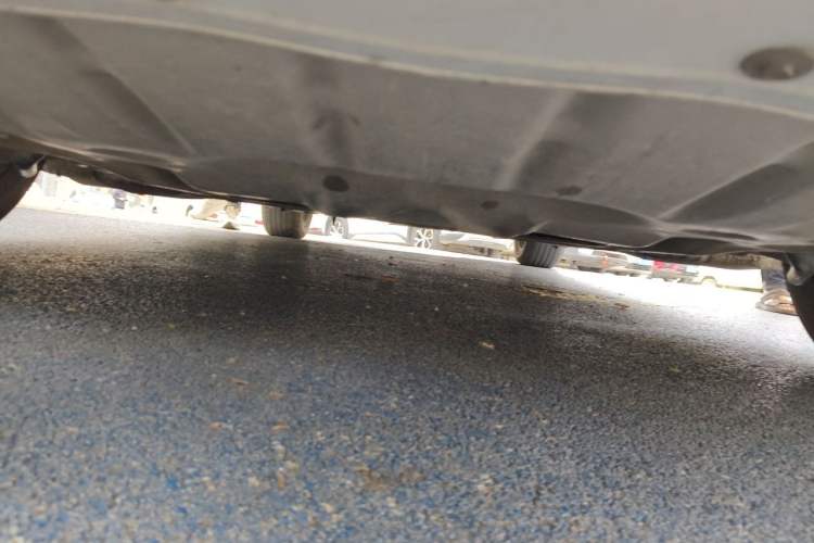 Used BMW 5 Series 2013 525Li Leading Model Chassis Front