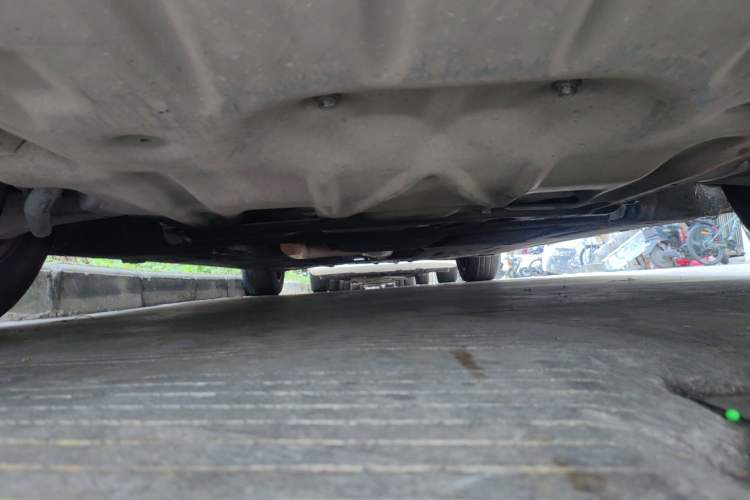 Used BMW 5 Series 2013 525Li Leading Model Chassis Front