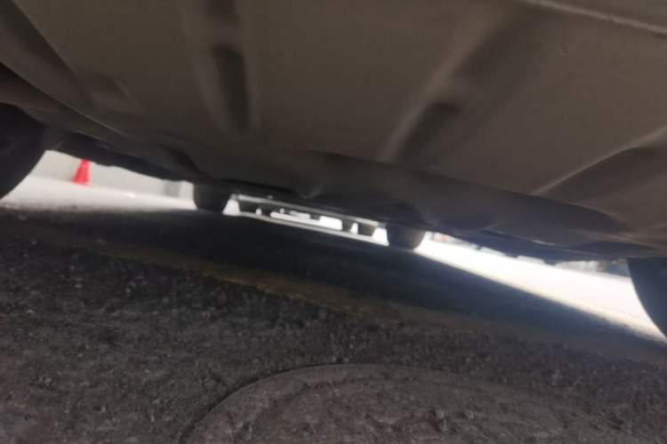 Used BMW 5 Series 2013 535Li Leading Model Chassis Front
