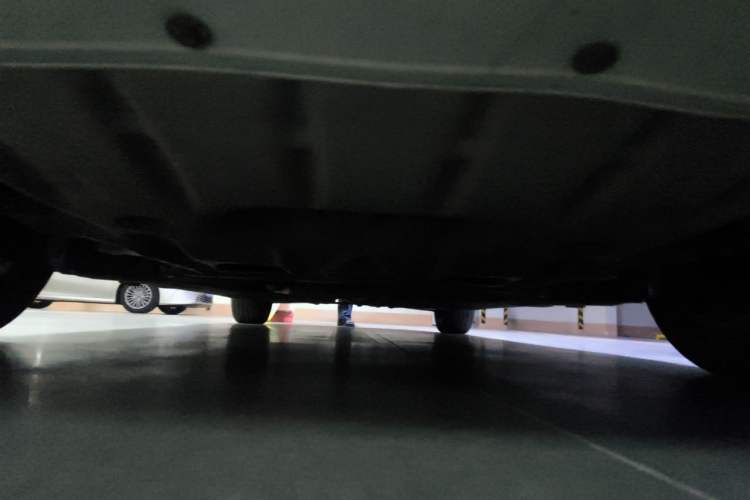 Used BMW 5 Series 2013 525Li Leading Model Chassis Front