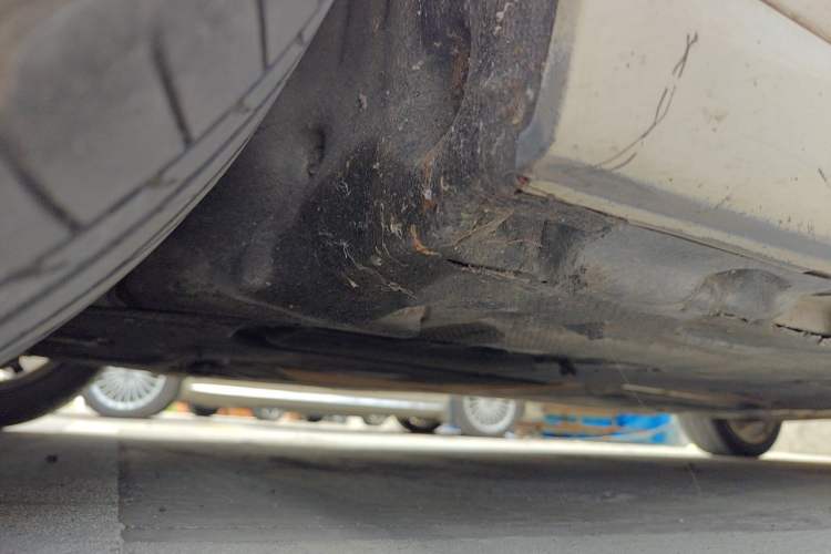 Used BMW 5 Series 2013 525Li Zhuole Edition Chassis Front Left