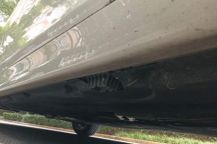 Used BMW 5 Series 2013 530Li Leading Model Chassis Front Right