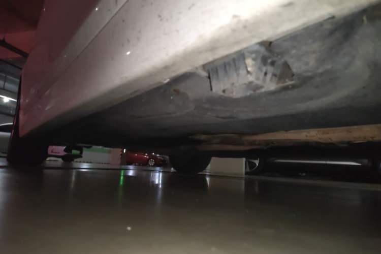 Used BMW 5 Series 2013 530Li Leading Model Chassis Front Right