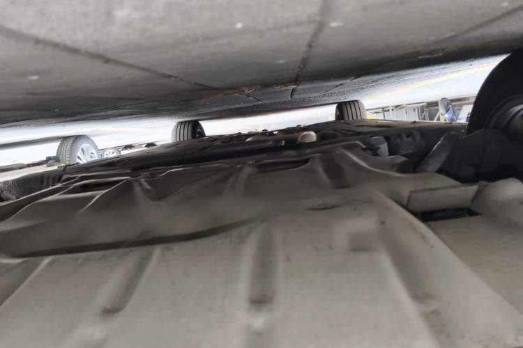 Used BMW 5 Series 2013 525Li Leading Model Chassis Front