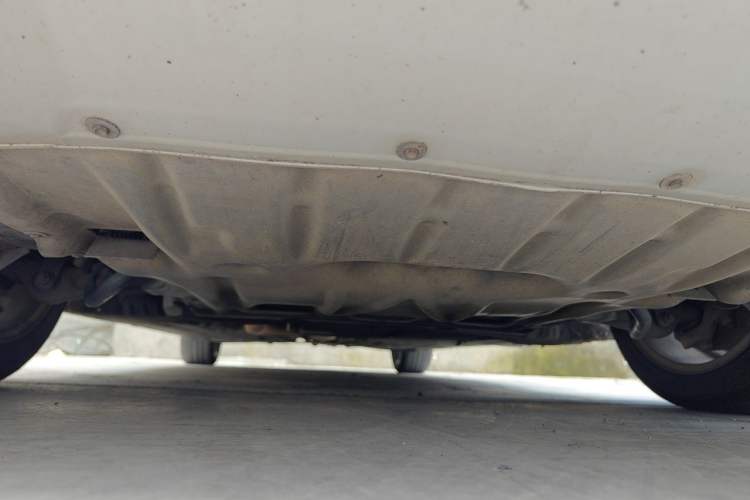 Used BMW 5 Series 2013 525Li Zhuole Edition Chassis Front