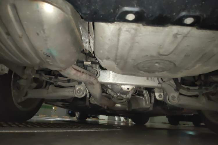 Used BMW 5 Series 2013 530Li Leading Model Chassis Rear