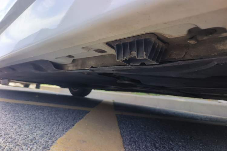 Used BMW 5 Series 2013 525Li Leading Model Chassis Rear Left