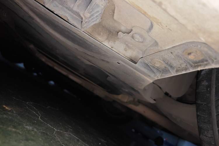 Used BMW 5 Series 2013 520Li Elegant Edition Chassis Rear Left