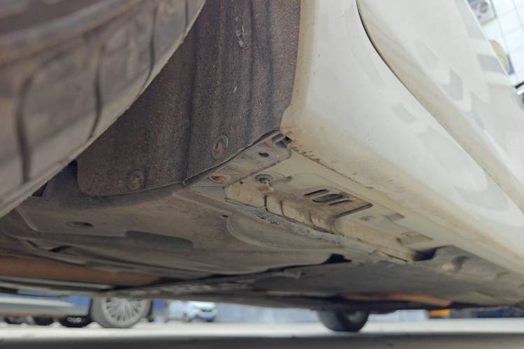 Used BMW 5 Series 2013 525Li Zhuole Edition Chassis Rear Right