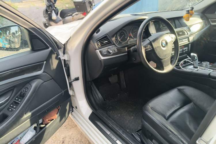 Used BMW 5 Series 2013 530Li Leading Model Driver Seat