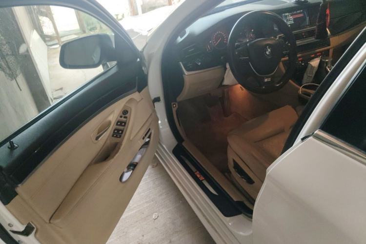 Used BMW 5 Series 2013 535Li Luxury Model Driver Seat