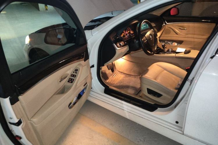 Used BMW 5 Series 2013 530Li Leading Model Driver Seat