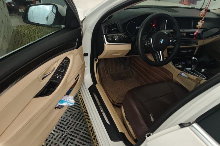 Used BMW 5 Series 2013 530Li Leading Model Driver Seat