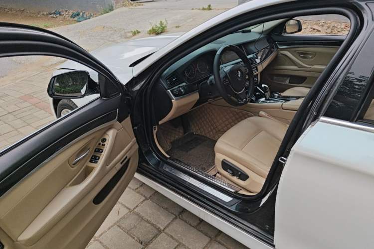 Used BMW 5 Series 2013 525Li Luxury Model Driver Seat