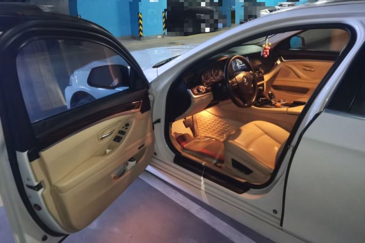 Used BMW 5 Series 2013 530Li Leading Model Driver Seat
