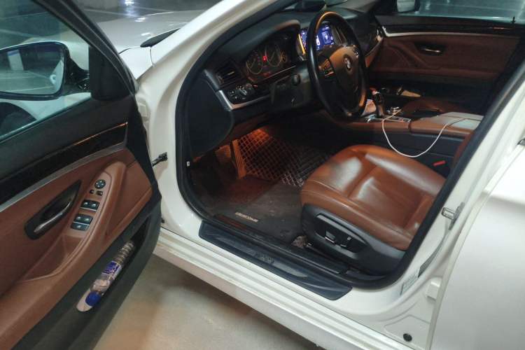 Used BMW 5 Series 2013 525Li Leading Model Driver Seat