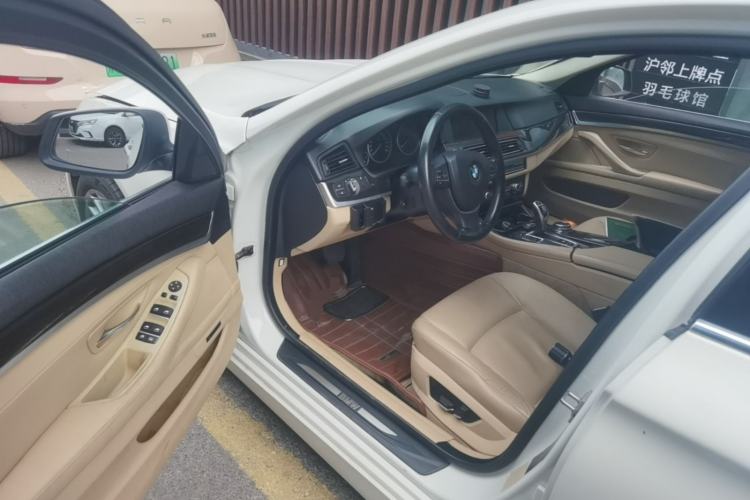 Used BMW 5 Series 2013 535Li Leading Model Driver Seat