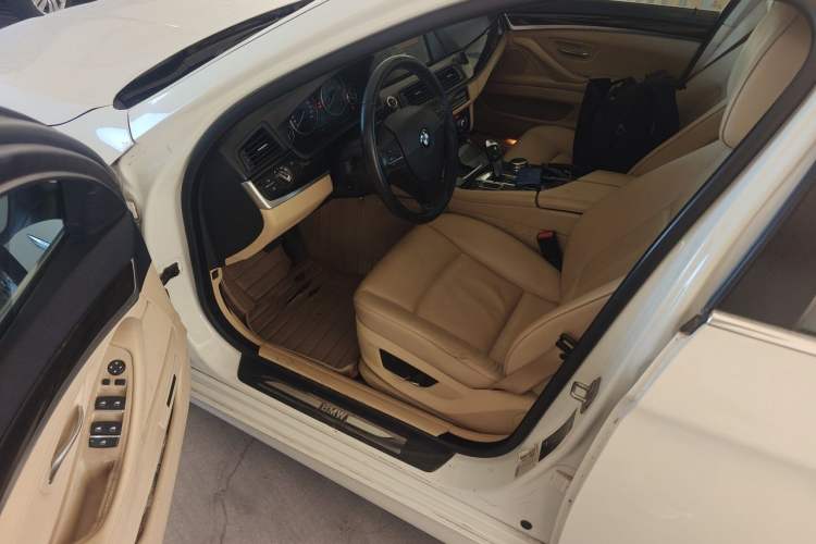 Used BMW 5 Series 2013 525Li Luxury Model Driver Seat