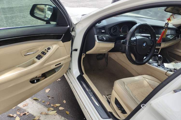 Used BMW 5 Series 2013 525Li Luxury Model Driver Seat