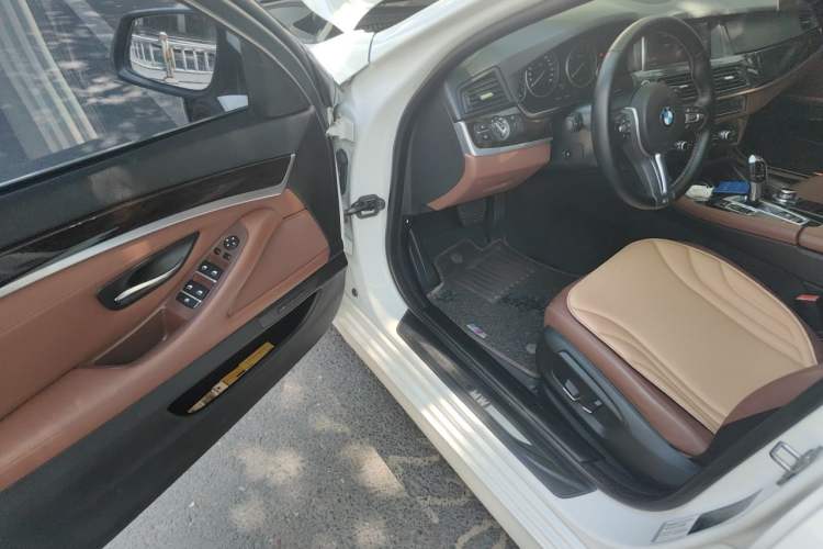 Used BMW 5 Series 2013 525Li Leading Model Driver Seat