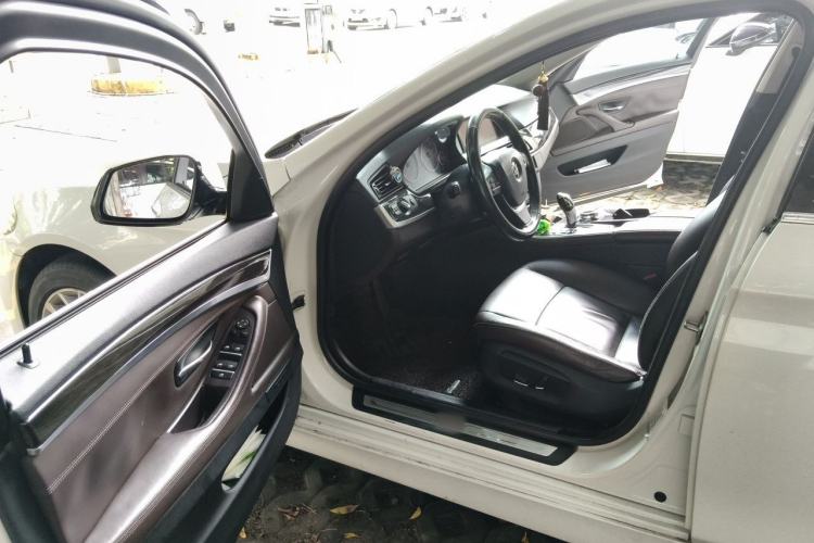 Used BMW 5 Series 2013 525Li Leading Model Driver Seat