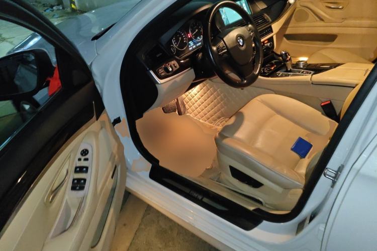 Used BMW 5 Series 2013 530Li Leading Model Driver Seat