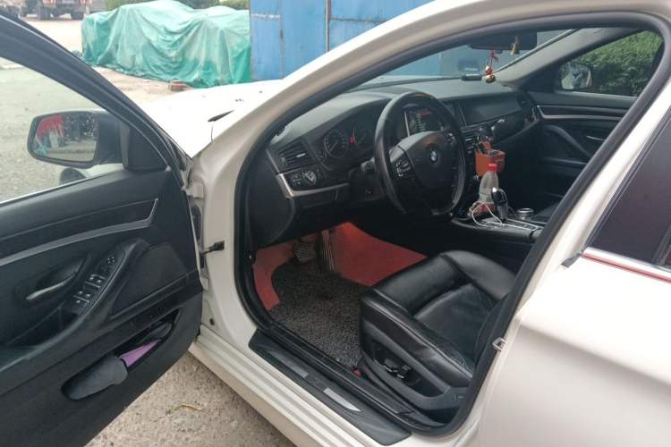 Used BMW 5 Series 2013 525Li Leading Model Driver Seat